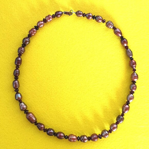 Vintage Brownish-Purple Freshwater Baroque Pearl Necklace with 925 Silver Clasp - Picture 3 of 13